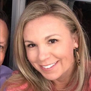 Meet your Posher, Layla